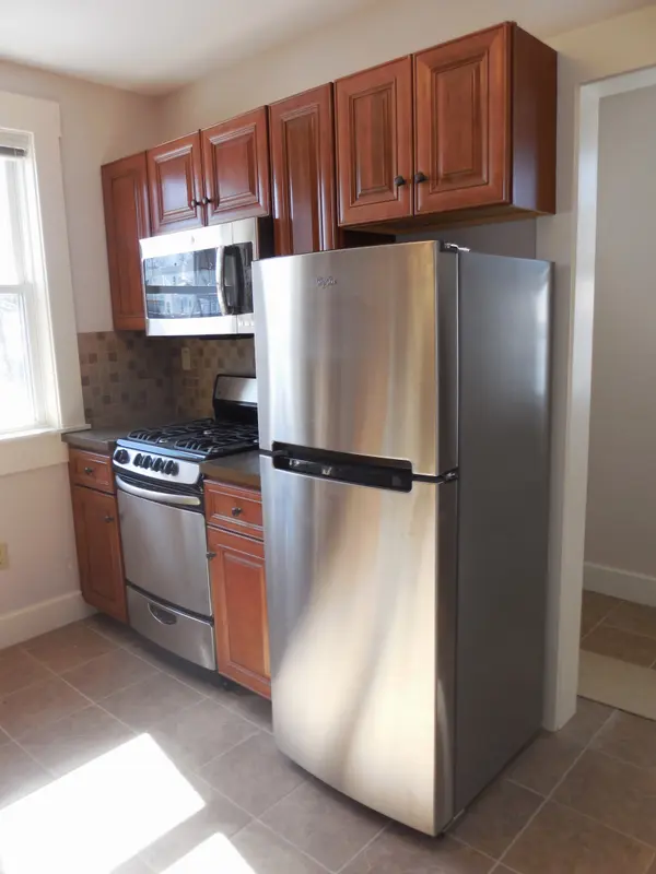 4393 Washington St #1, Roslindale, MA 02131-3406