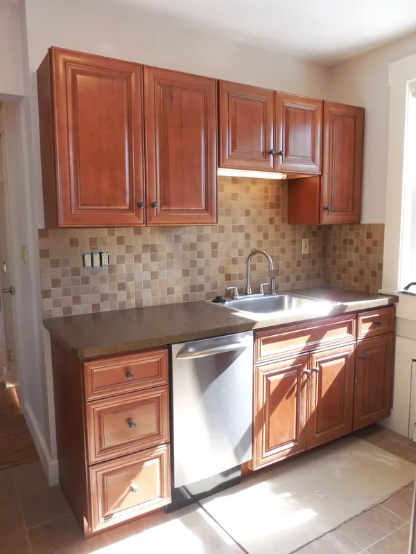 4393 Washington St #1, Roslindale, MA 02131-3406