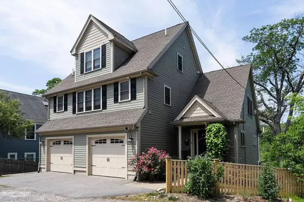 2 Jamaica Place #2, Boston, MA 02130