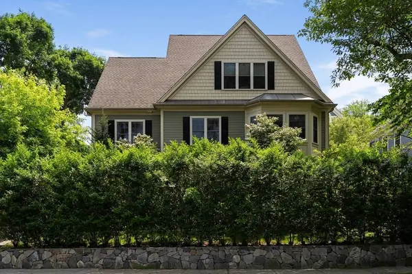 2 Jamaica Place #2, Boston, MA 02130