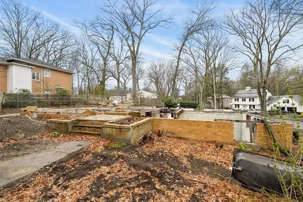 73 Beverly Road, Brookline, MA 02467