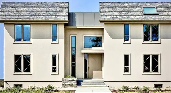 73 Beverly Road, Brookline, MA 02467