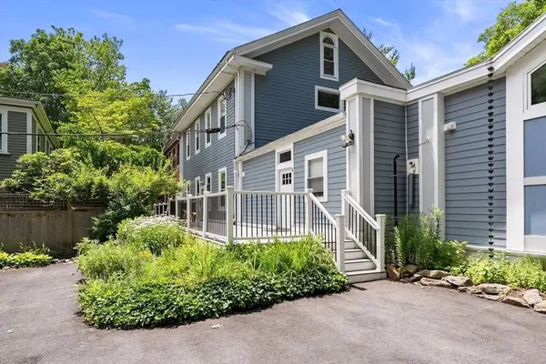 329 Lamartine #5, Boston, MA 02130