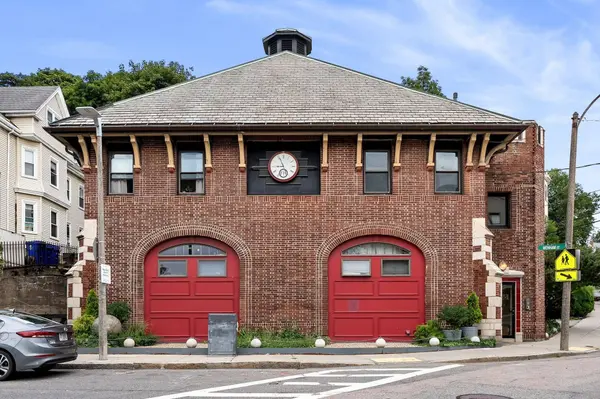 16-18 Walk Hill Street #7, Boston, MA 02130
