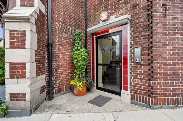 16-18 Walk Hill Street #7, Boston, MA 02130