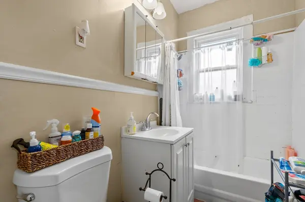 177 Chestnut Avenue, Boston, MA 02130