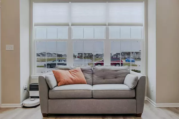 931 E 117th Place, Crown Point, IN 46307