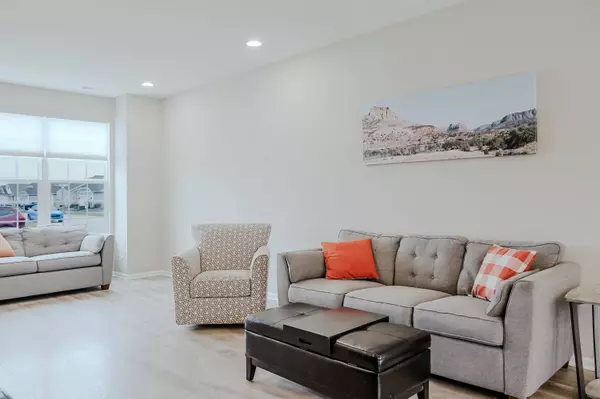 931 E 117th Place, Crown Point, IN 46307