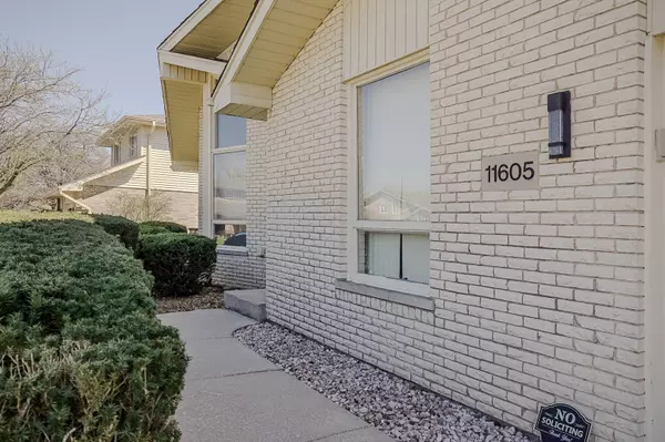 11605 Brookshire DR, Orland Park, IL 60467