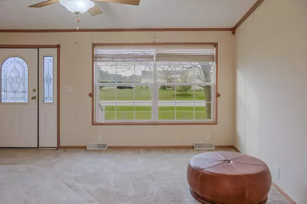 559 W Corbly Road, Hebron, IN 46341