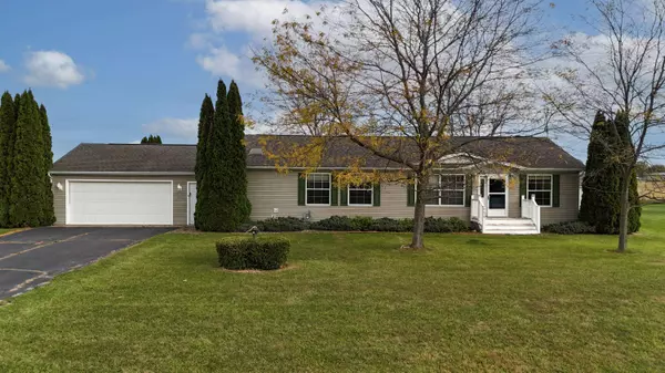 559 W Corbly Road, Hebron, IN 46341