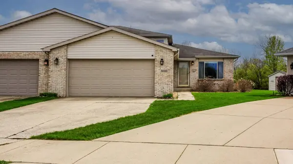 5033 W 92nd Avenue, Crown Point, IN 46307