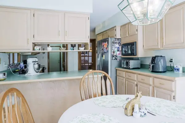 8735 Hanley Lane, Crown Point, IN 46307