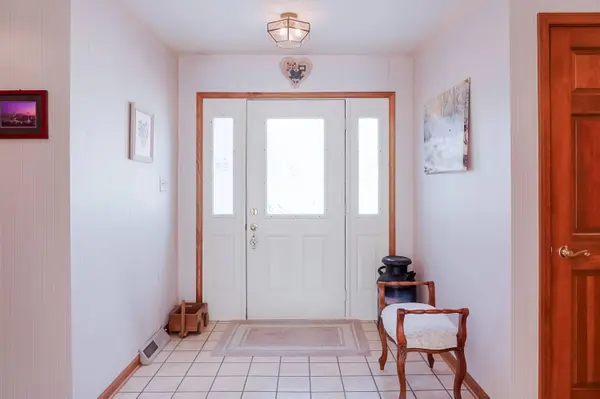 8735 Hanley Lane, Crown Point, IN 46307