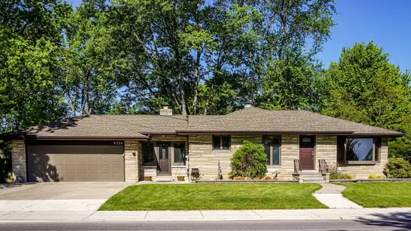 9330 Keilman Street, St. John, IN 46373