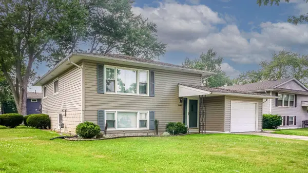 7266 Polk Street, Merrillville, IN 46410
