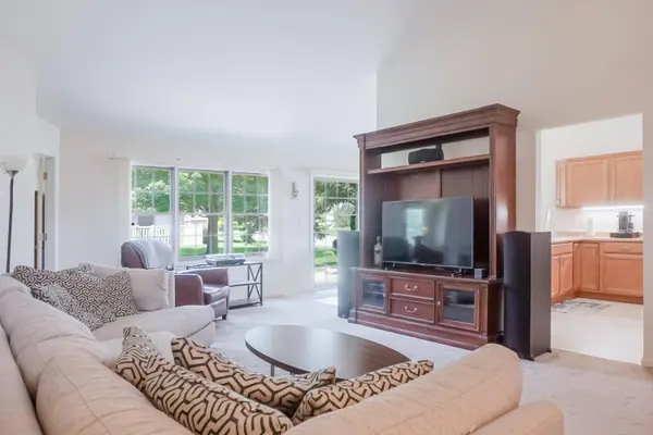 1832 Windfield Drive, Munster, IN 46321