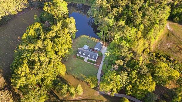 576 Tope RD, Sharpsburg, GA 30277