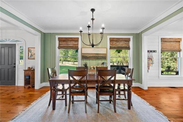 576 Tope RD, Sharpsburg, GA 30277