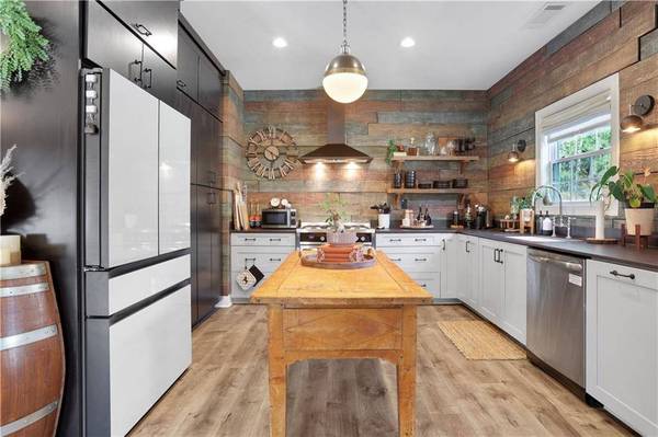 436 Ashbury CIR, Dallas, GA 30157