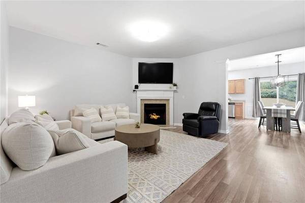 2059 Lakeshore Overlook DR NW, Kennesaw, GA 30152