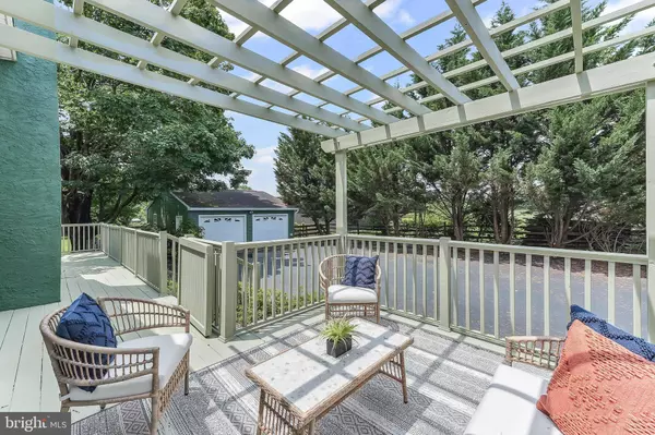 460 PENNOCKS BRIDGE RD, West Grove, PA 19390