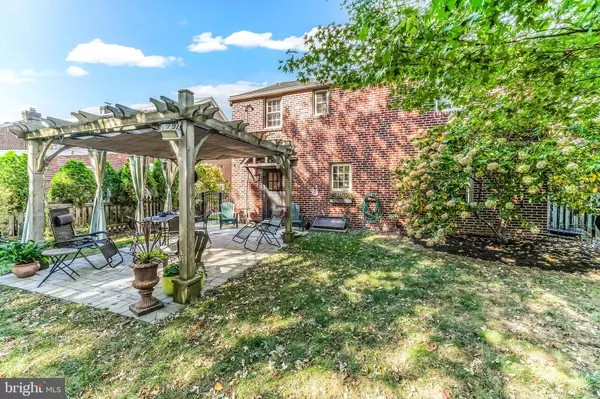 1505 SUNNYHILL LN, Havertown, PA 19083