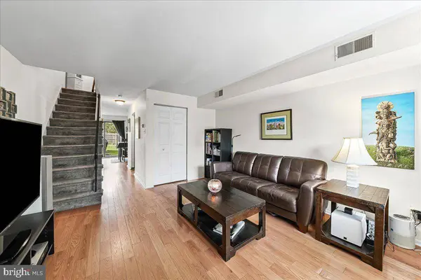 605 VALLEY DR #605, West Chester, PA 19382