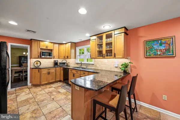905 WARRIOR RD, Malvern, PA 19355