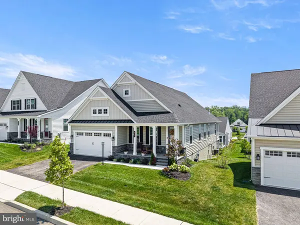937 EAKINS CIR, West Chester, PA 19380