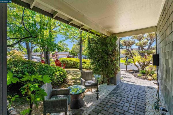 536 Heather Grove Ct, Walnut Creek, CA 94598