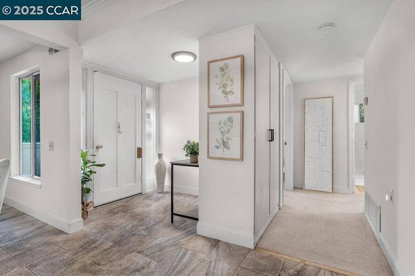 1724 Oakmont Dr #1, Walnut Creek, CA 94595