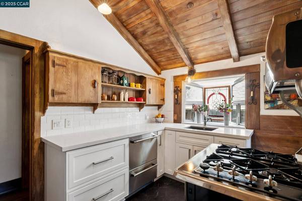 1611 Carmel Dr, Walnut Creek, CA 94596