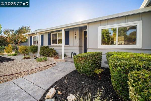 721 Santa Ana Ln, Concord, CA 94518