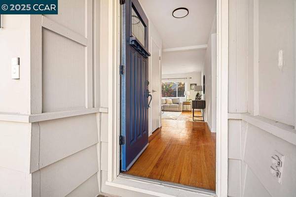 721 Santa Ana Ln, Concord, CA 94518