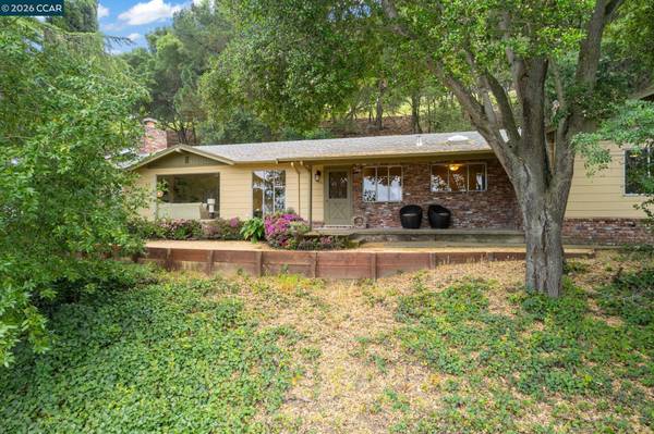 6 Lucille Way, Orinda, CA 94563