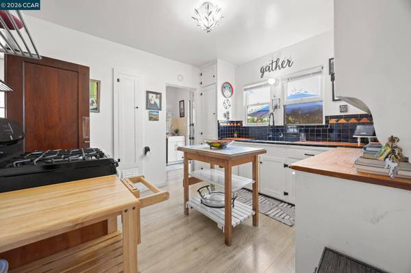 1928 Georgia St, Vallejo, CA 94590