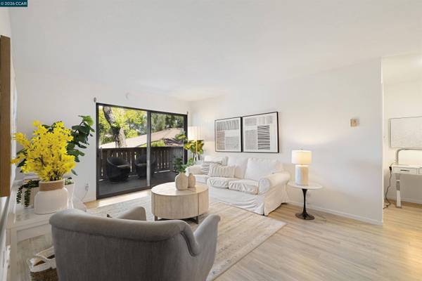 101 Kinross Dr #9, Walnut Creek, CA 94598