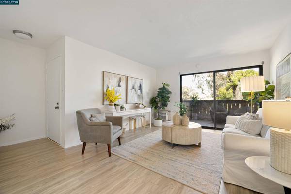 101 Kinross Dr #9, Walnut Creek, CA 94598