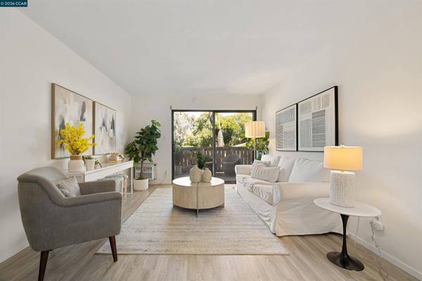 101 Kinross Dr #9, Walnut Creek, CA 94598