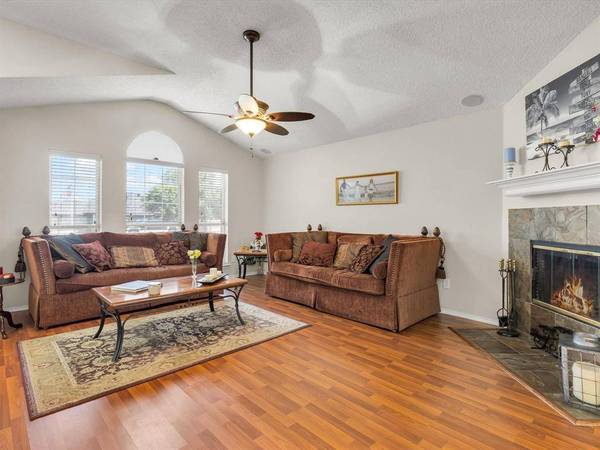 10117 High Bluff Drive, Fort Worth, TX 76108