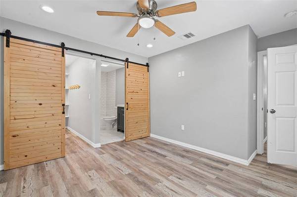 1258 E Richmond Avenue, Fort Worth, TX 76104