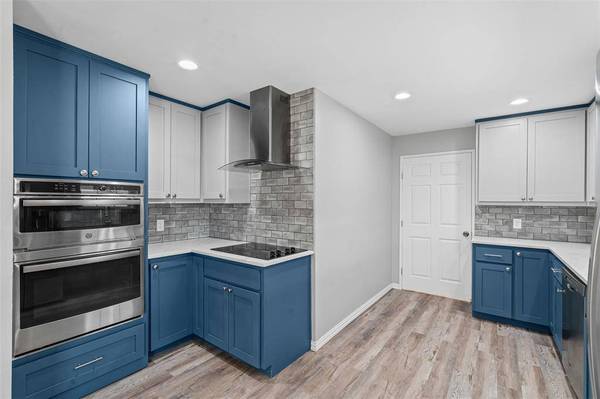 1258 E Richmond Avenue, Fort Worth, TX 76104