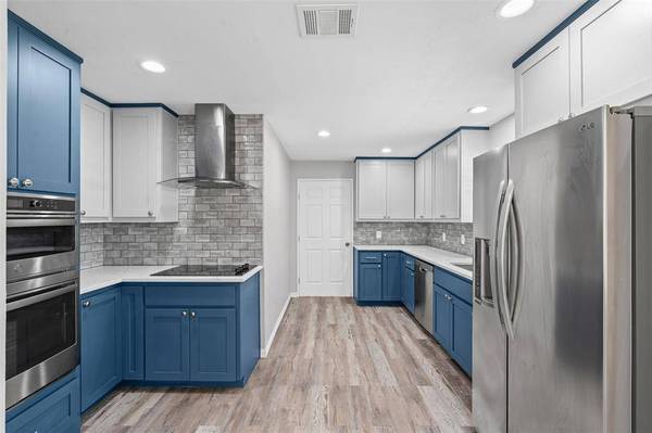 1258 E Richmond Avenue, Fort Worth, TX 76104
