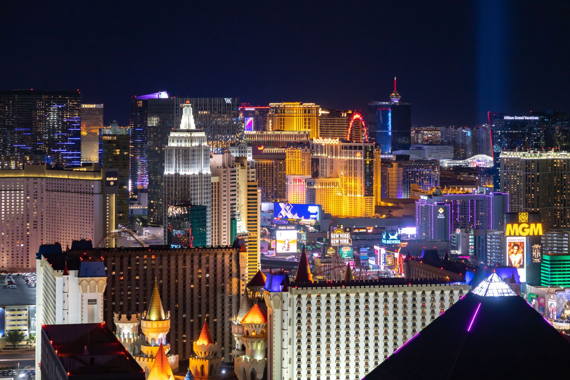High-Rise Living on the Las Vegas Strip Real Estate The Everett Group at Real Broker Las Vegas Realtor