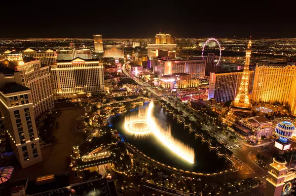 High-Rise Living on the Las Vegas Strip: Is It Right for You?