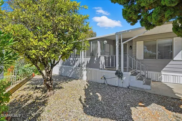 48 Saint Charles CT, Newbury Park, CA 91320