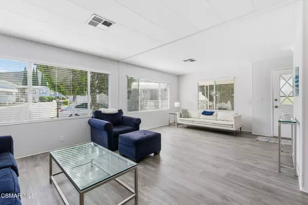 48 Saint Charles Court, Newbury Park, CA 91320