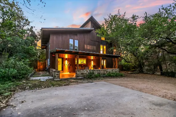 302 Lake Hills Dr N, Austin, TX 78733-3112