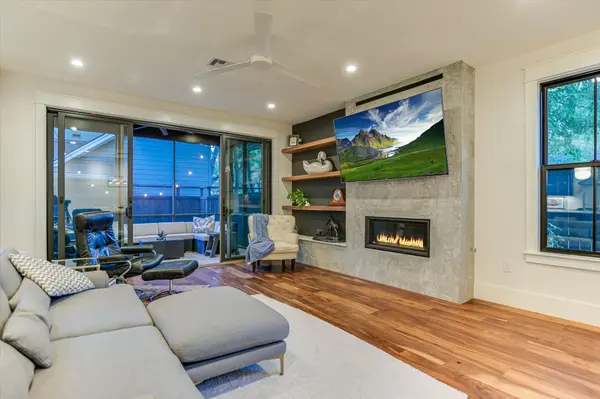1301 Kinney Ave #1, Austin, TX 78704-2251